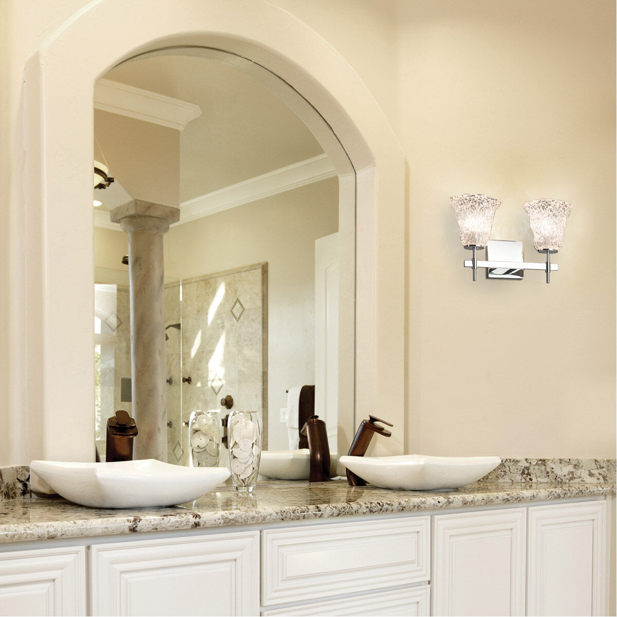Polished chrome vanity light online