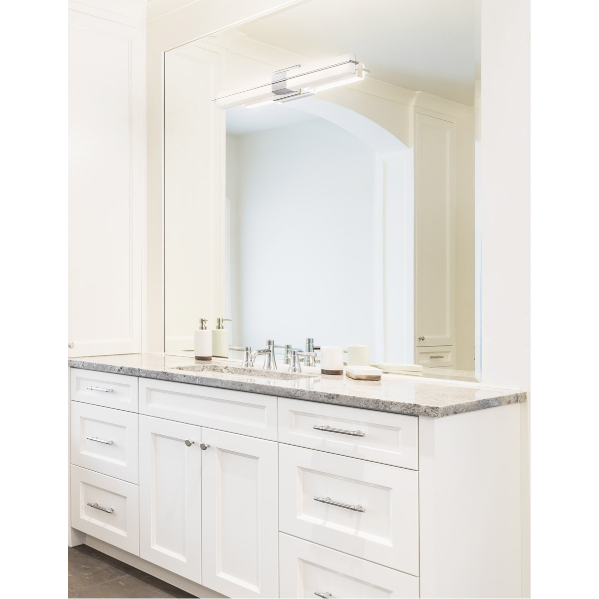 Fusion LED 20 inch Dark Bronze Linear Wall/Bath Wall Light in Opal Fusion